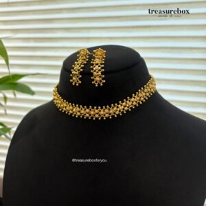 Real gold inspired choker set
