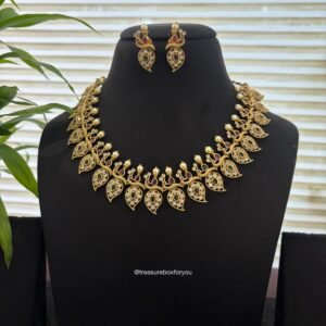 Necklace set
