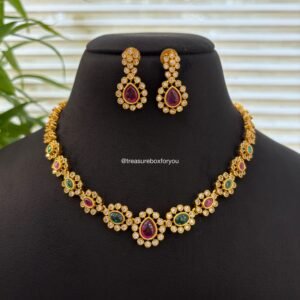 Delicate Necklace set