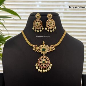 South look Necklace set