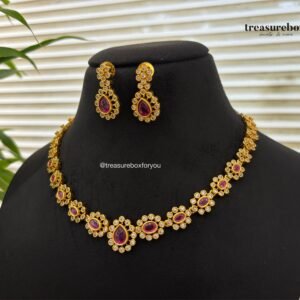 Delicate Necklace set