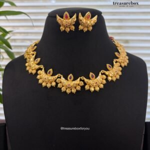 Gold-plated Chandrakor necklace set