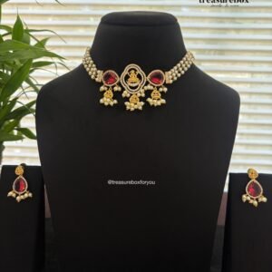 Lakshmi Motif Pearl Choker Set